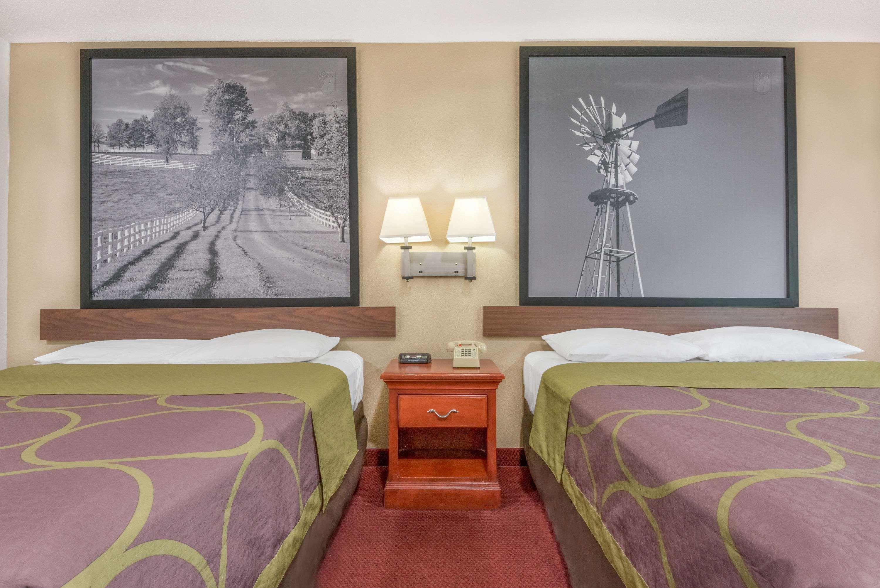 Super 8 By Wyndham Vincennes Μοτέλ Εξωτερικό φωτογραφία
