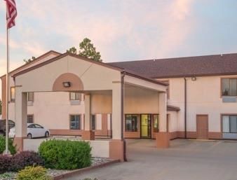 Super 8 By Wyndham Vincennes Μοτέλ Εξωτερικό φωτογραφία